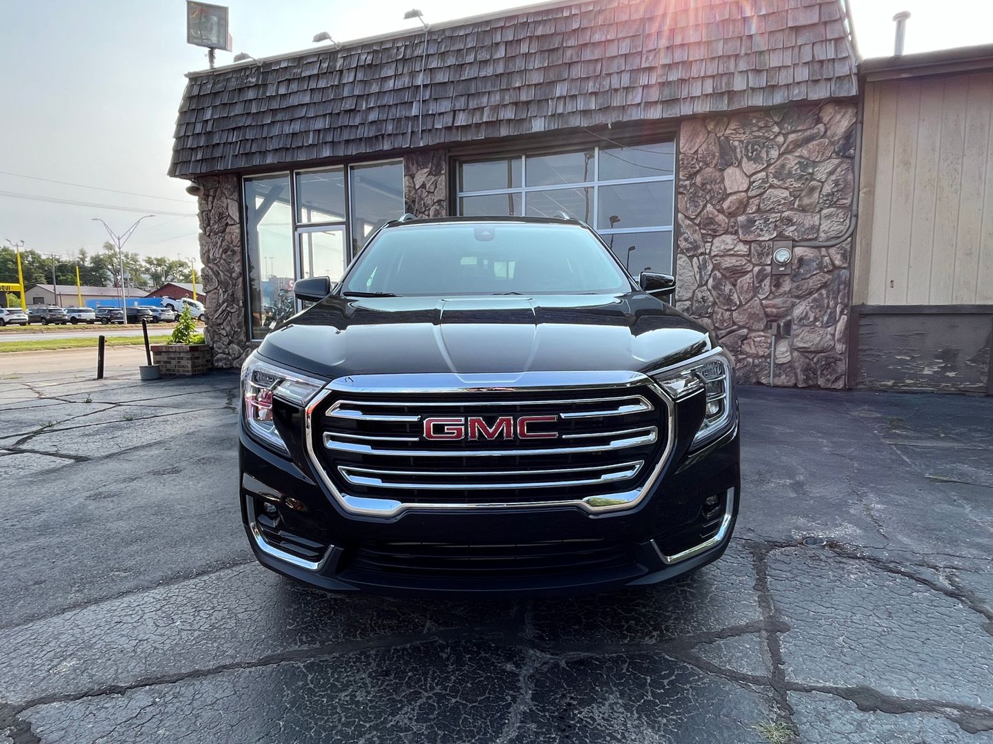 2024 GMC TERRAIN SUV 4-CYL, TURBO, 1.5 LITER SLT SPORT UTILITY 4D