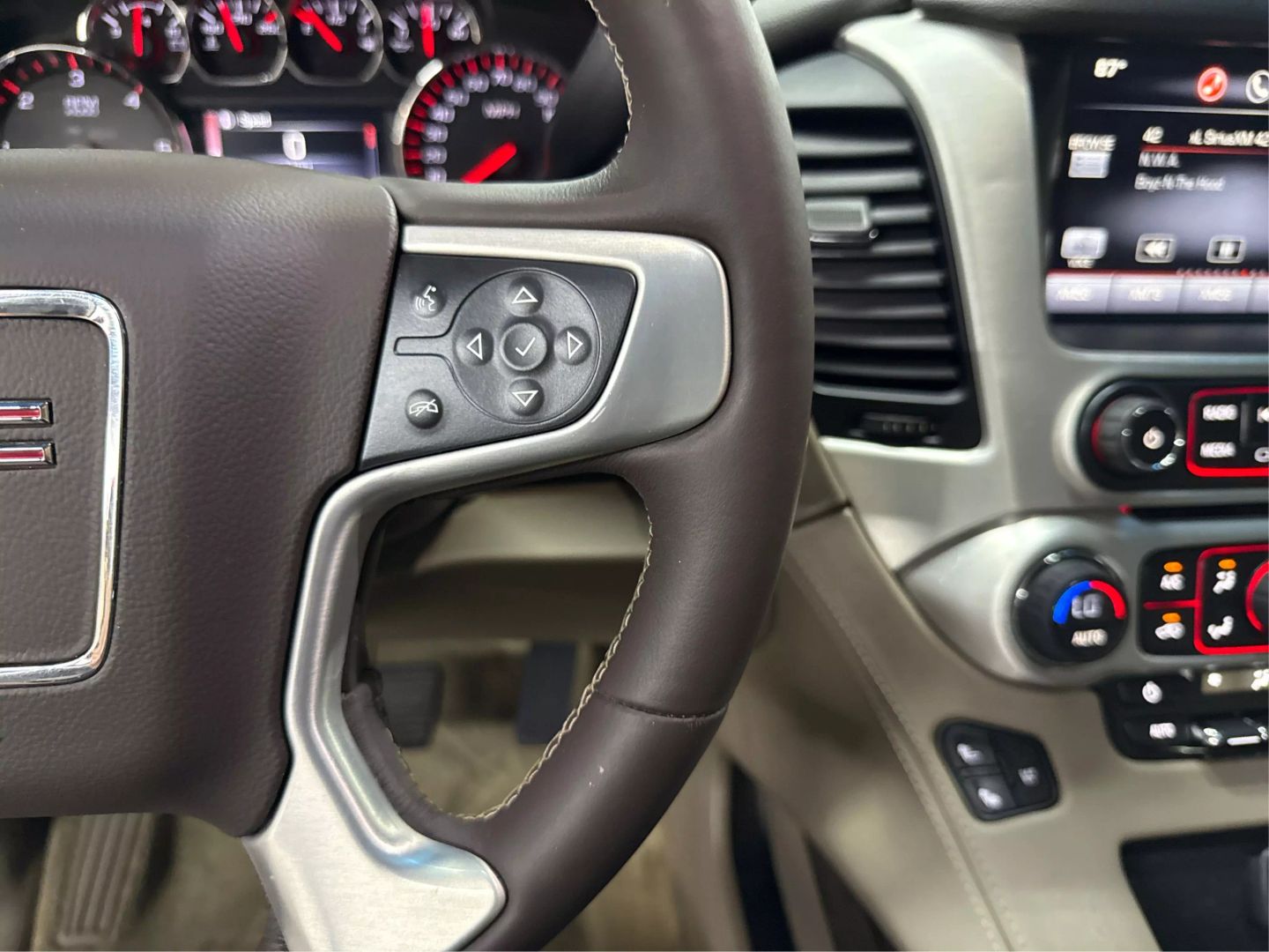 2015 Gmc Yukon - Image 27