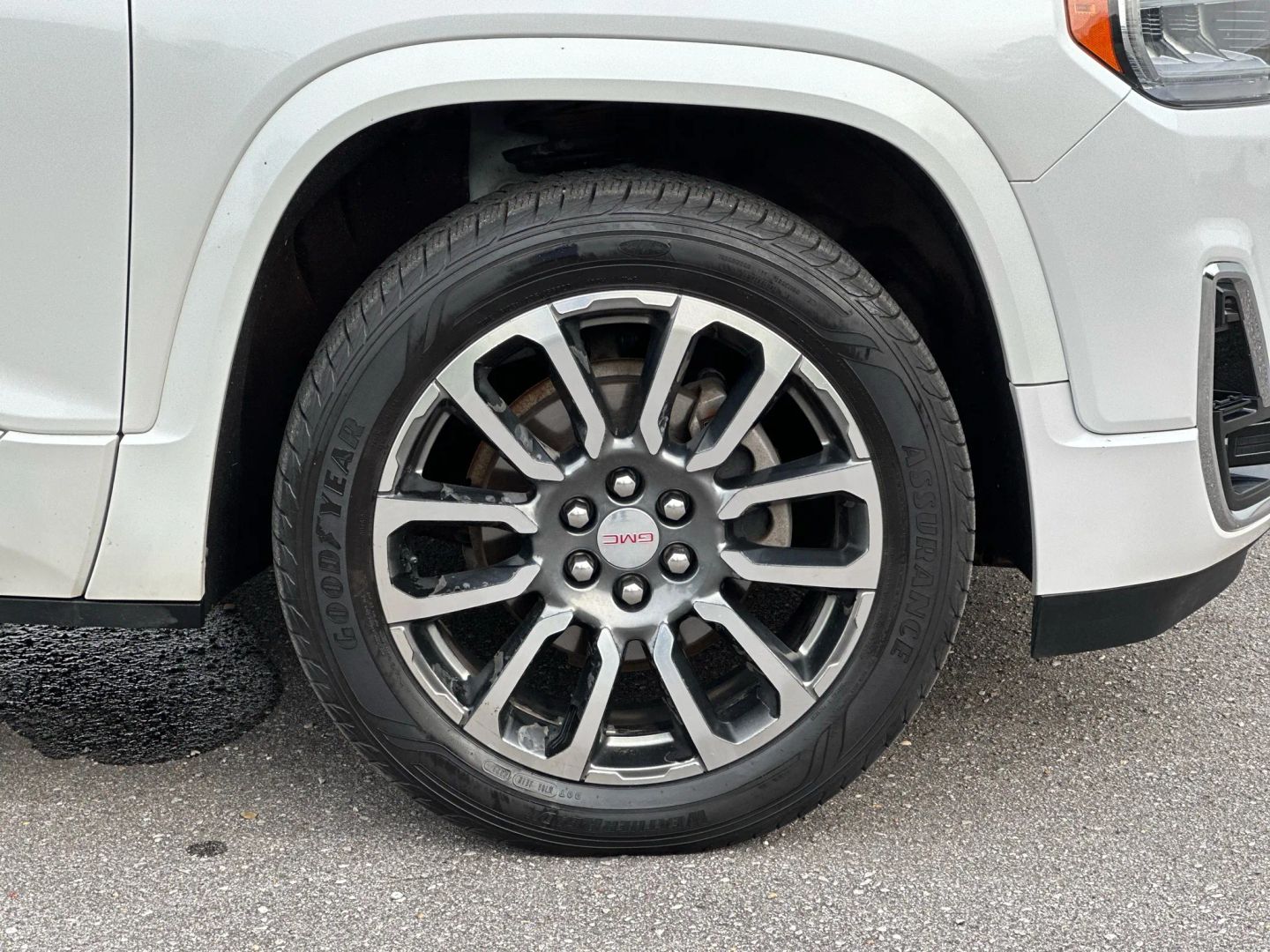 2020 GMC ACADIA SUV V6, 3.6 LITER DENALI SPORT UTILITY 4D