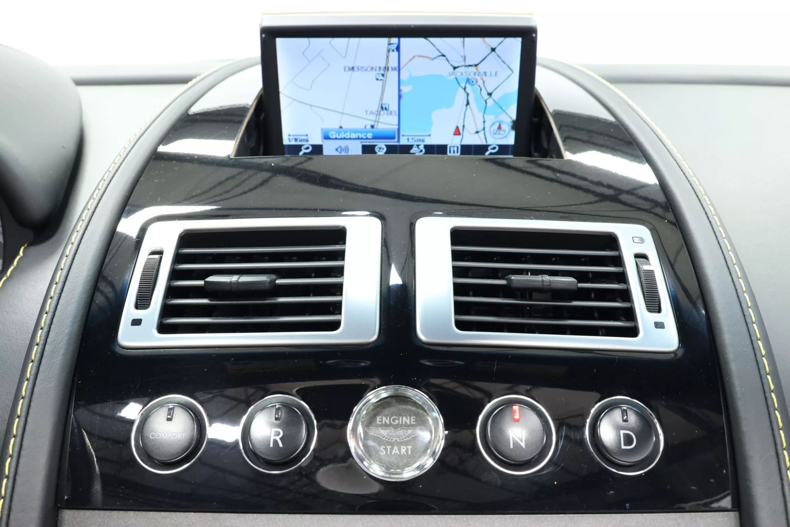 2008 Aston Martin Vantage - Image 28