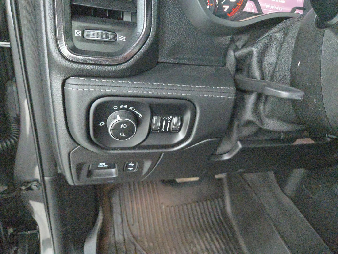 2021 Ram 1500 Crew Cab - Image 19