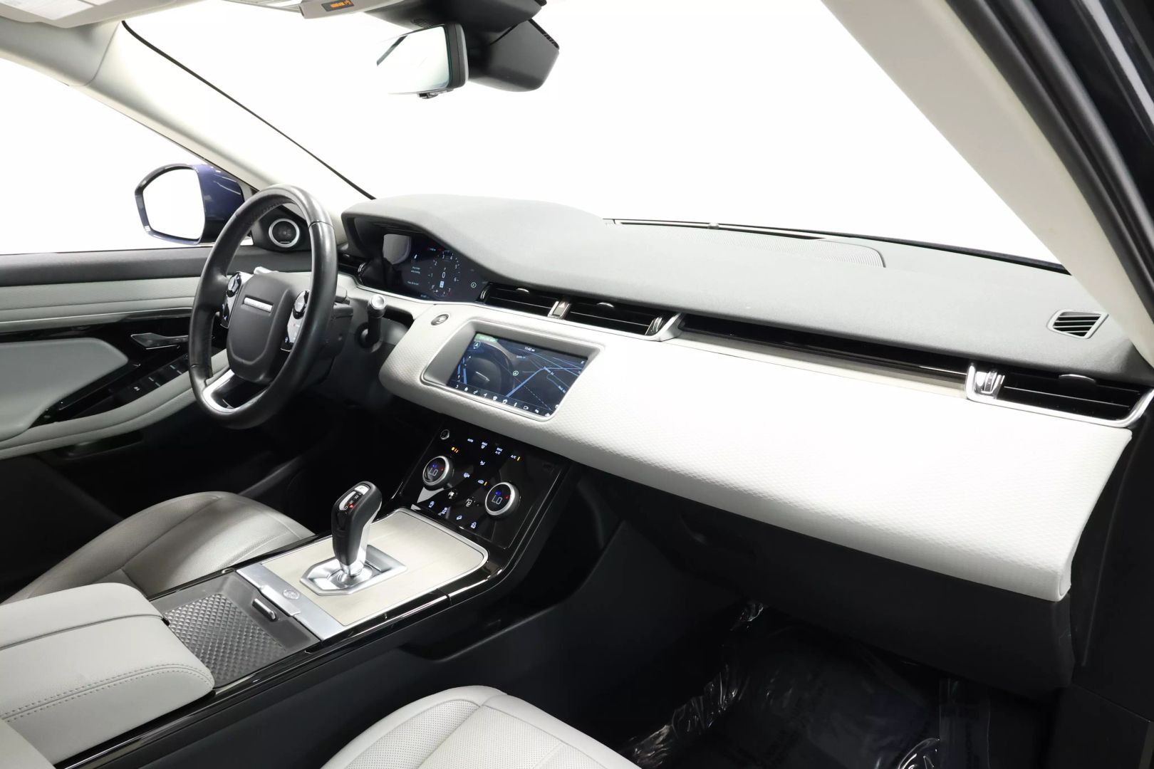 2020 Land Rover Range Rover Evoque - Image 94