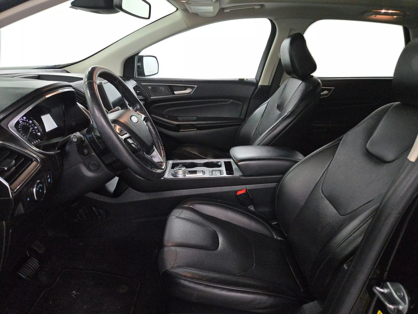 2021 Ford Edge - Image 9