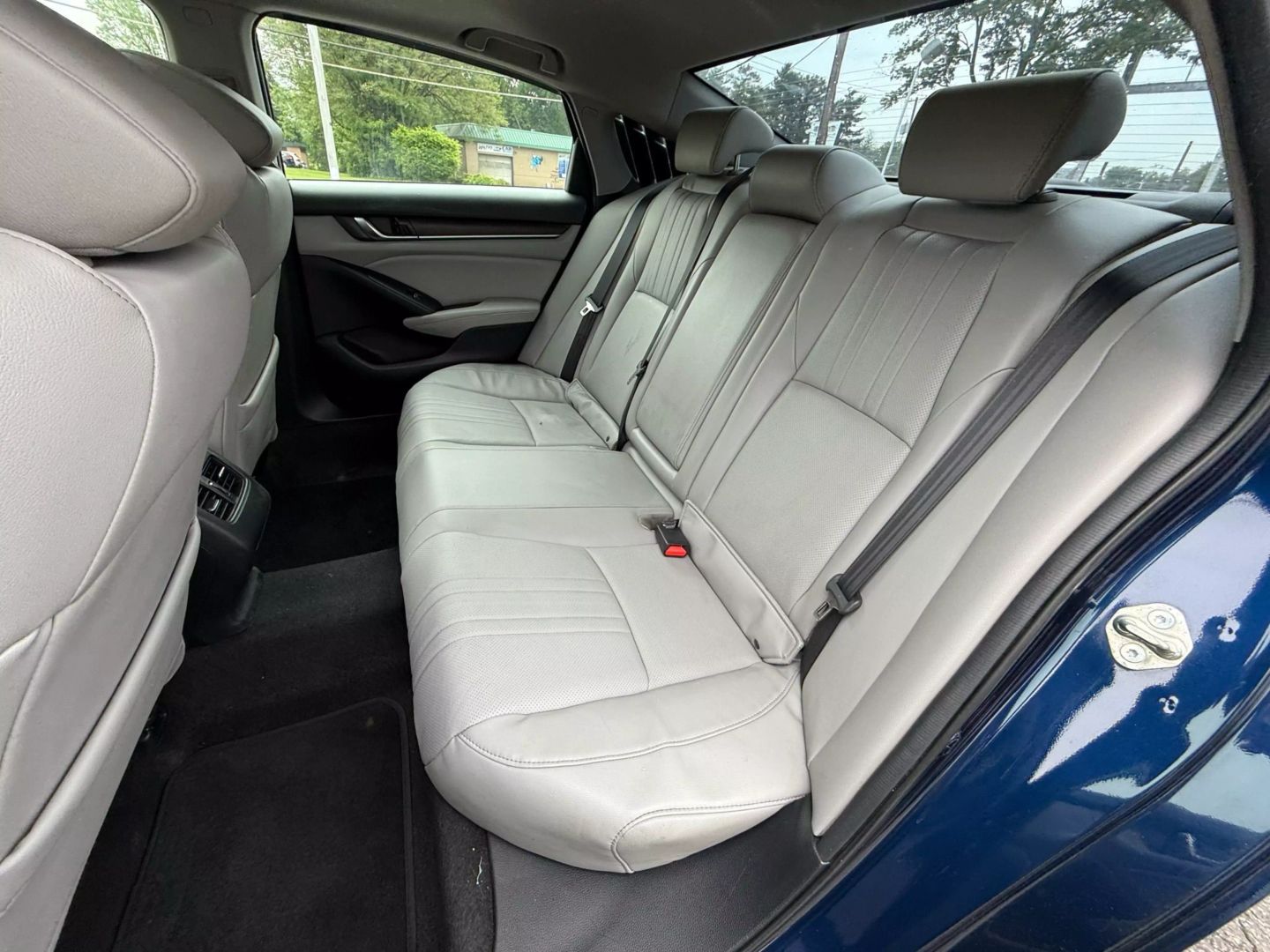 2018 Honda Accord - Image 19