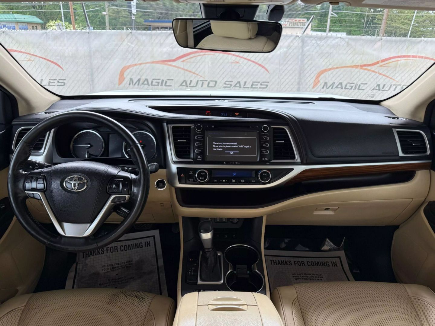 2018 Toyota Highlander - Image 30