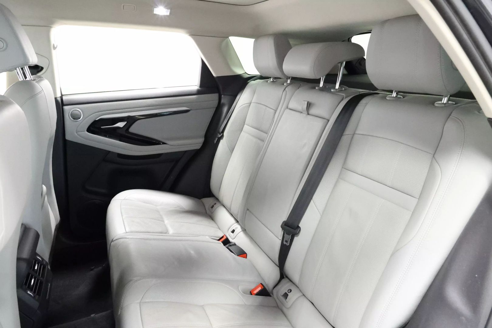2020 Land Rover Range Rover Evoque - Image 3