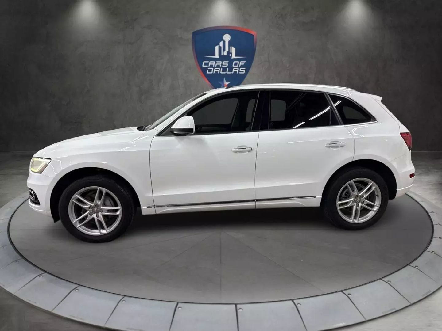 2015 Audi Q5 - Image 2