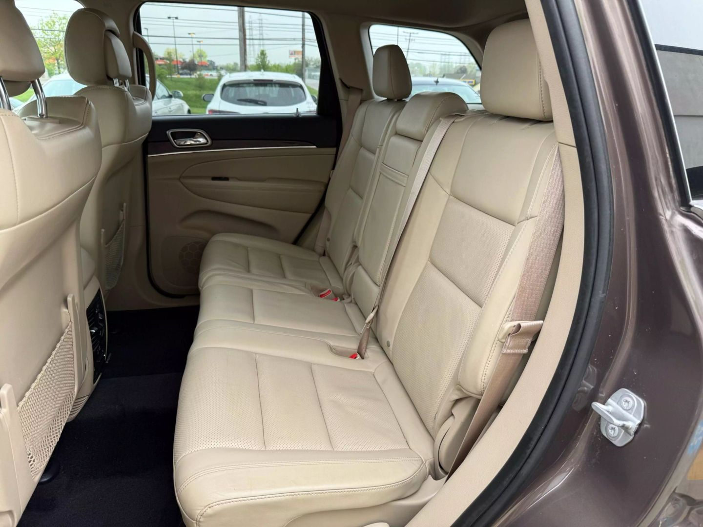 2018 Jeep Grand Cherokee - Image 21