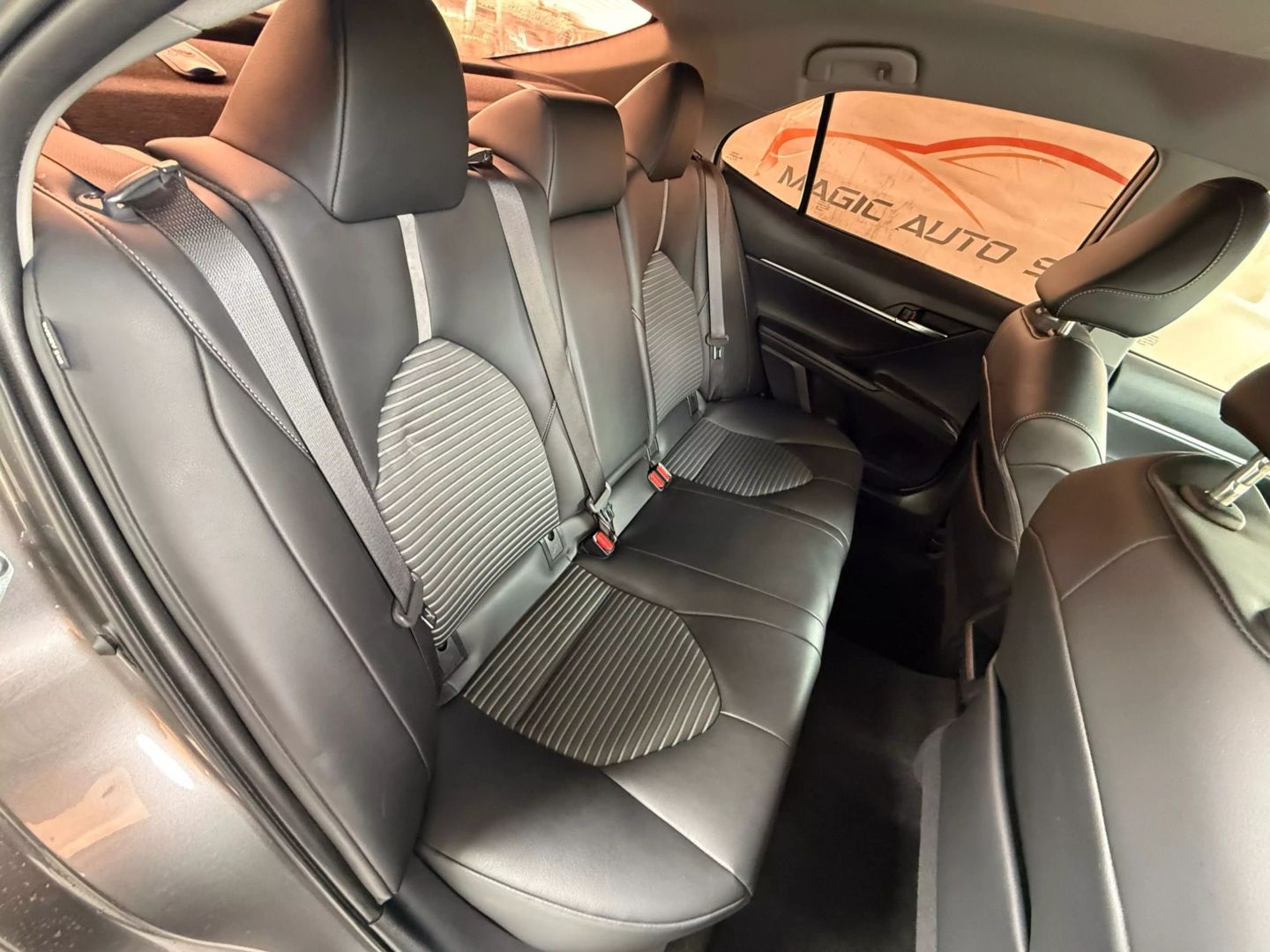 2022 Toyota Camry - Image 23