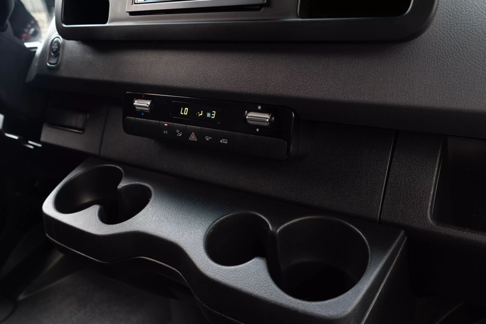 2021 Mercedes-benz Sprinter 2500 Crew - Image 50