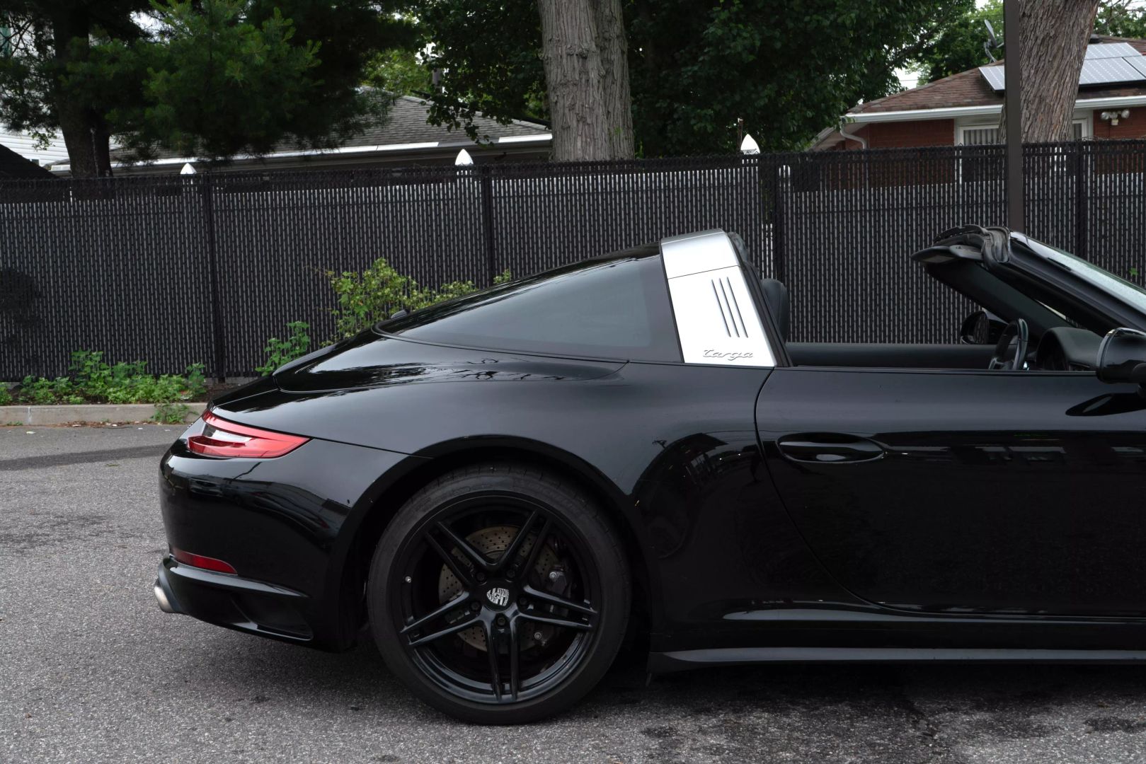 2018 Porsche 911 - Image 21