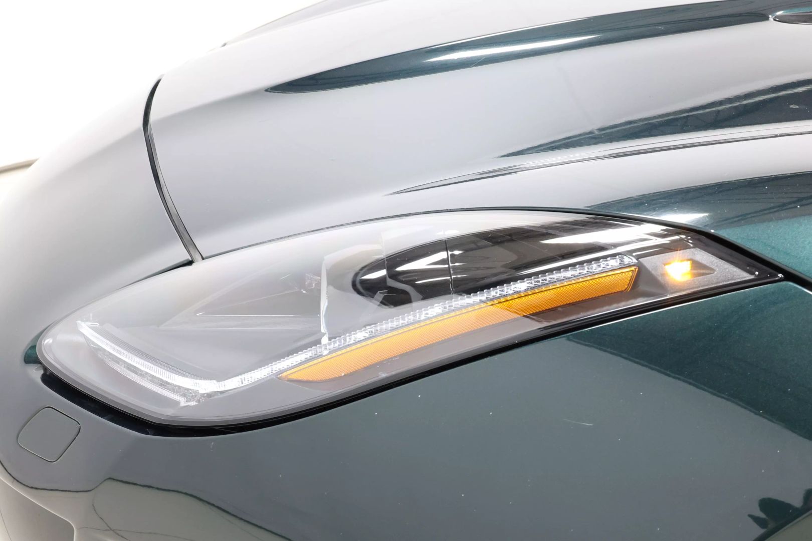 2015 Jaguar F-type - Image 77