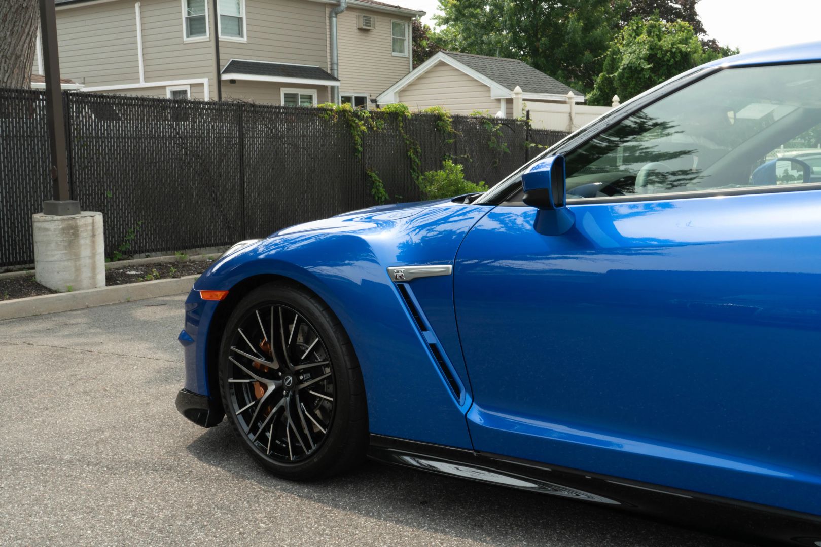 2024 Nissan Gt-r - Image 12
