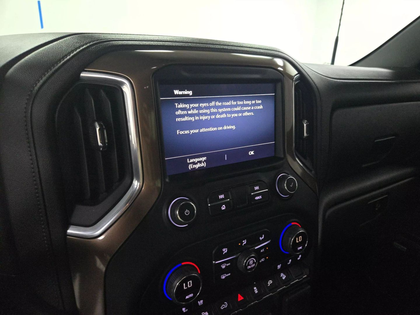 2022 Chevrolet Silverado 3500 Hd Crew Cab - Image 24