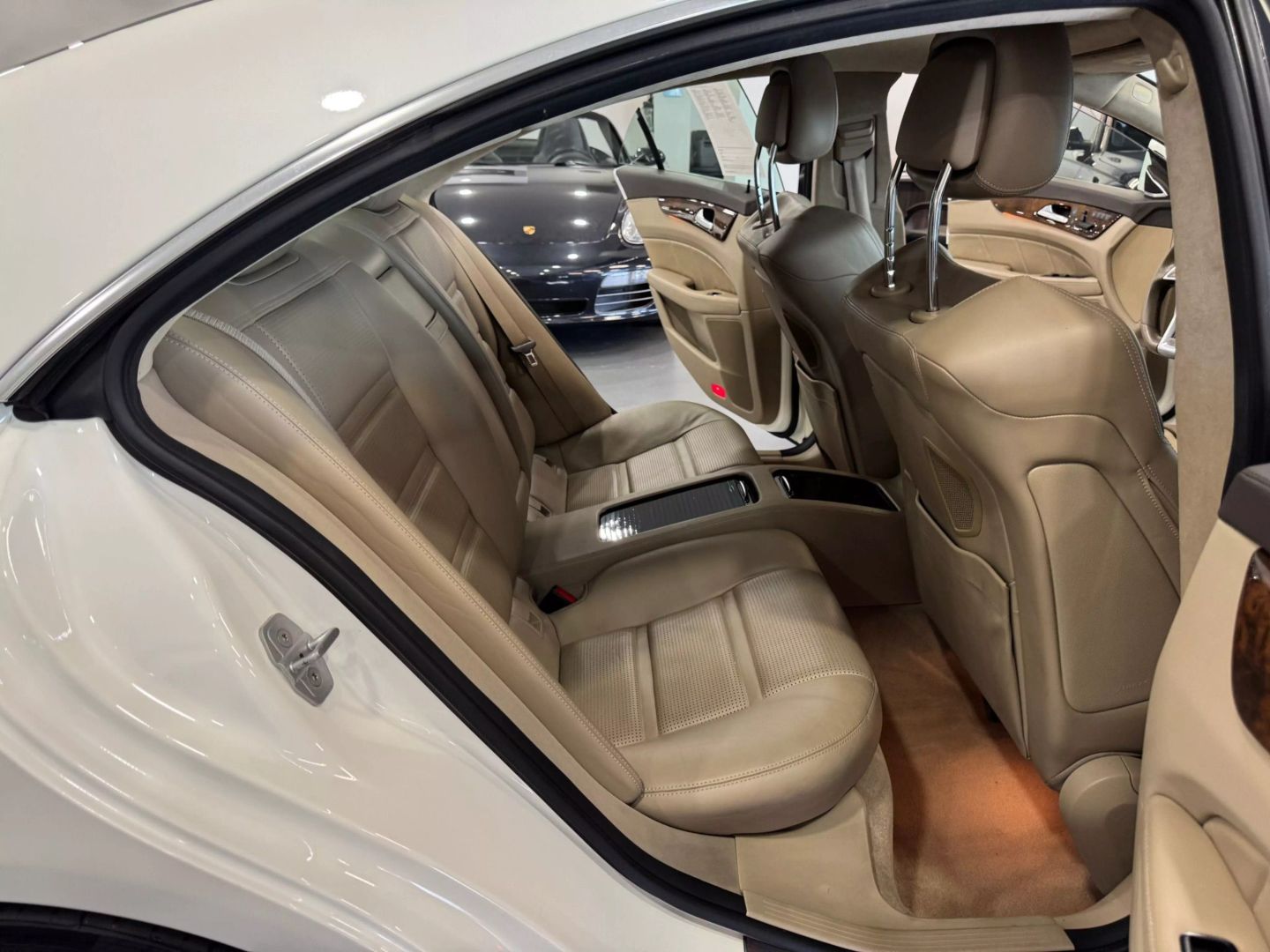 2012 Mercedes-benz Cls-class Cls 63 Amg Coupe 4d - Image 20