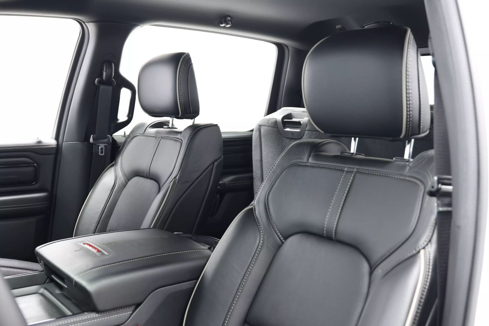 2023 Ram 1500 Crew Cab - Image 17