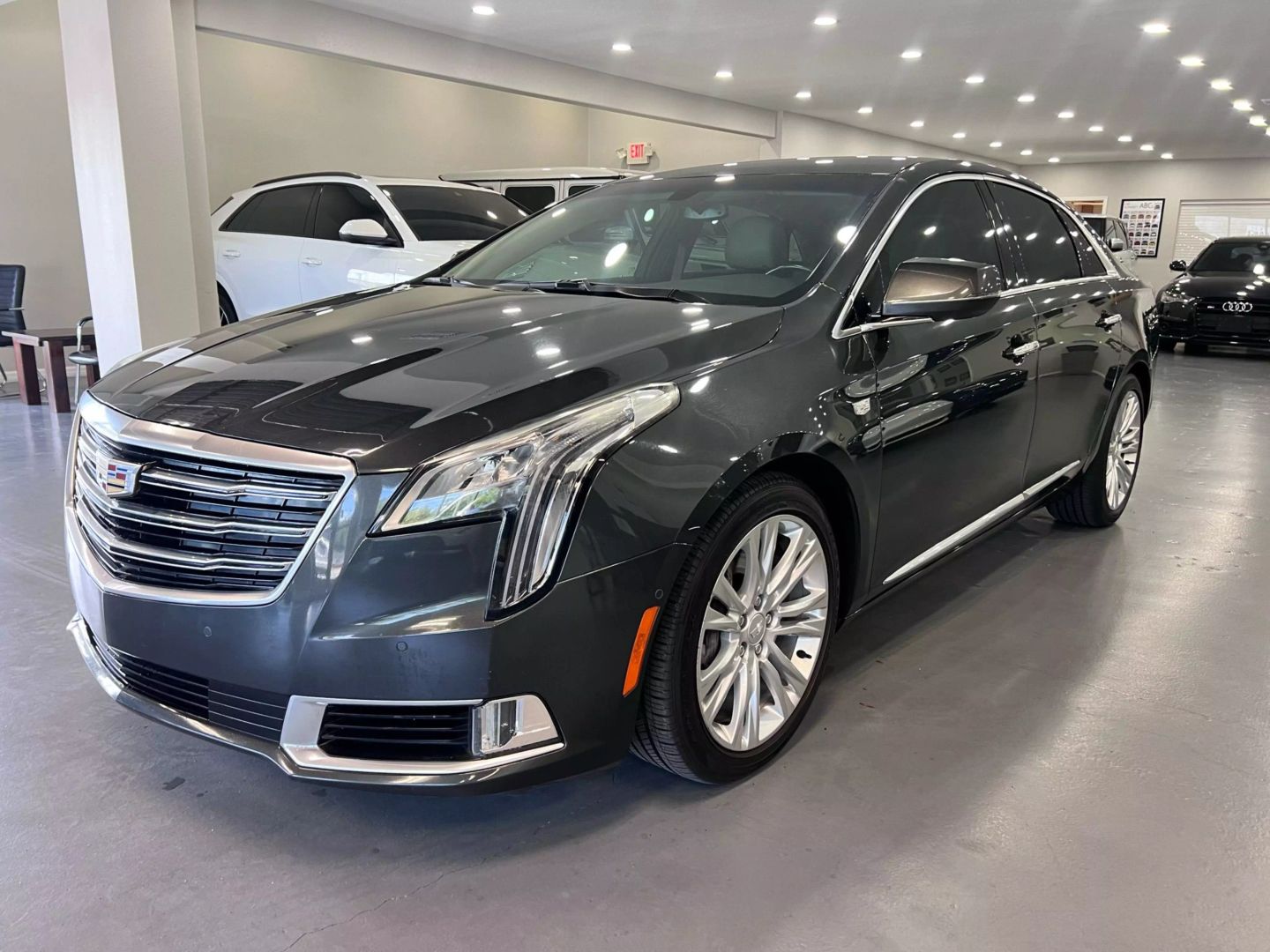 2019 Cadillac Xts Luxury Sedan 4d - Image 3