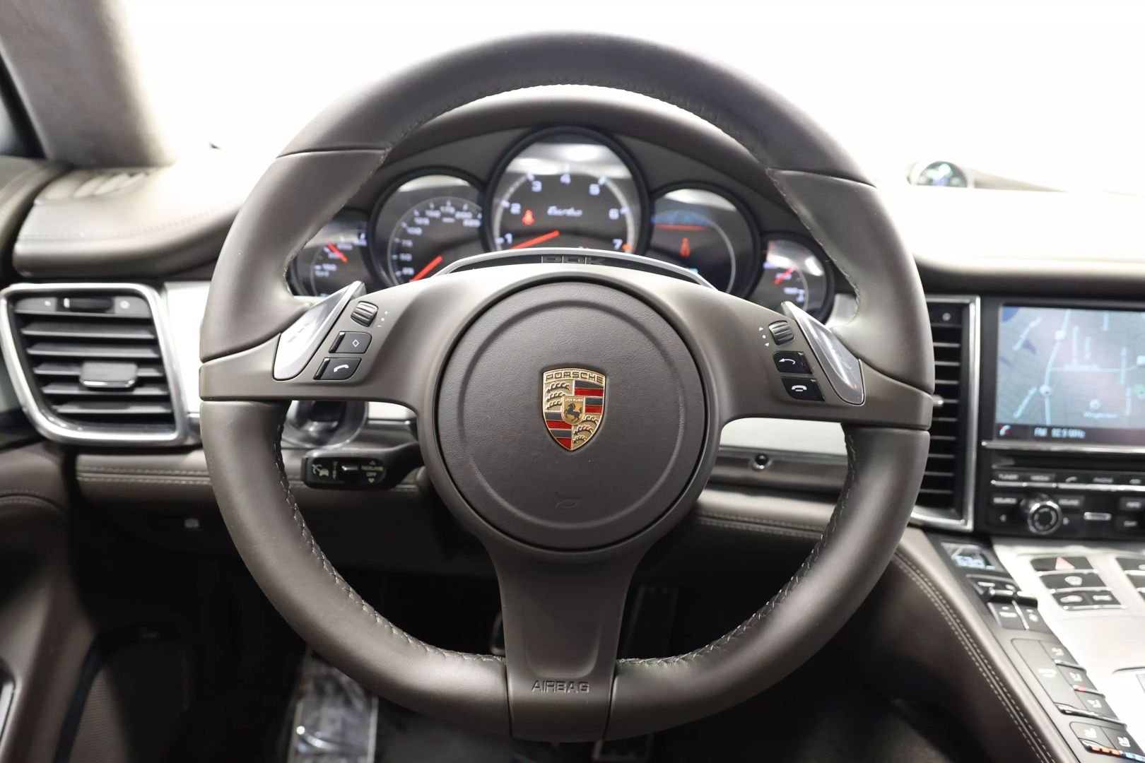 2014 Porsche Panamera - Image 22