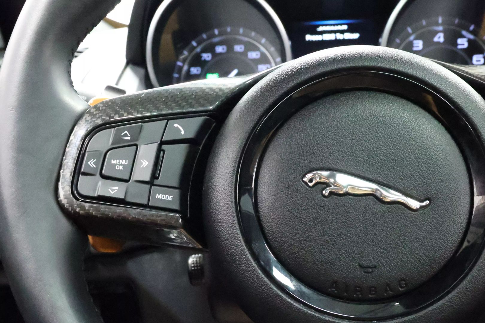 2015 Jaguar F-type - Image 19