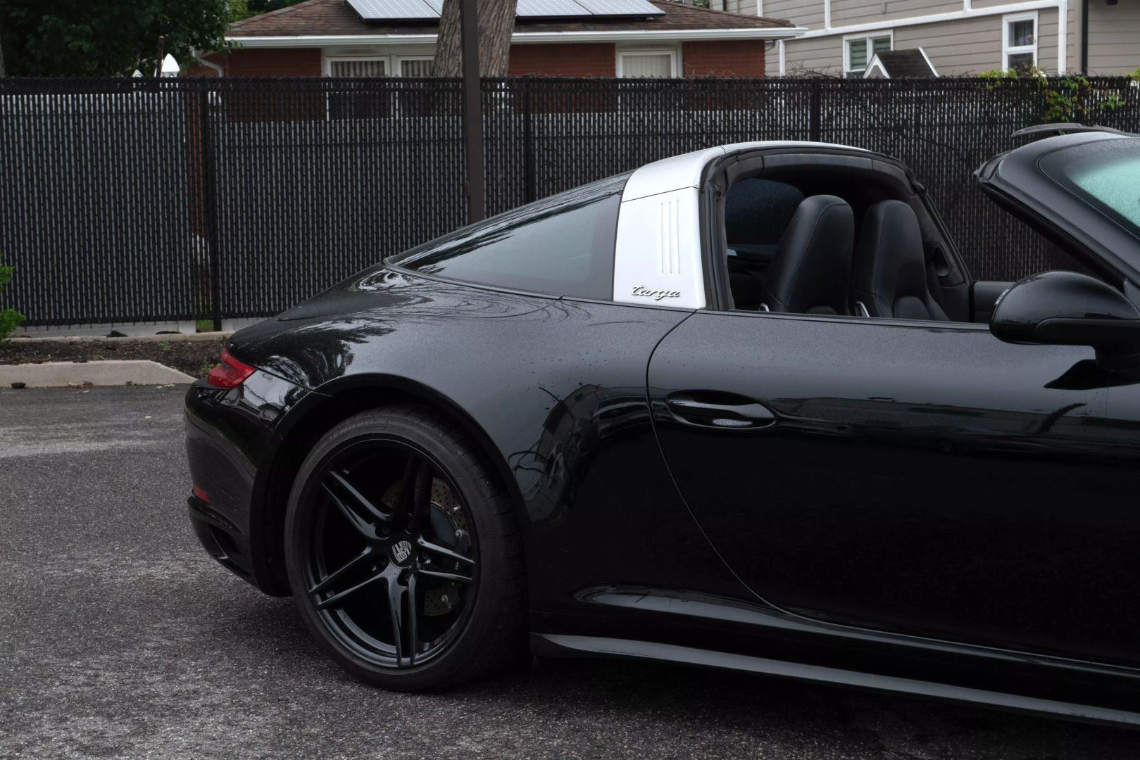 2018 Porsche 911 - Image 30