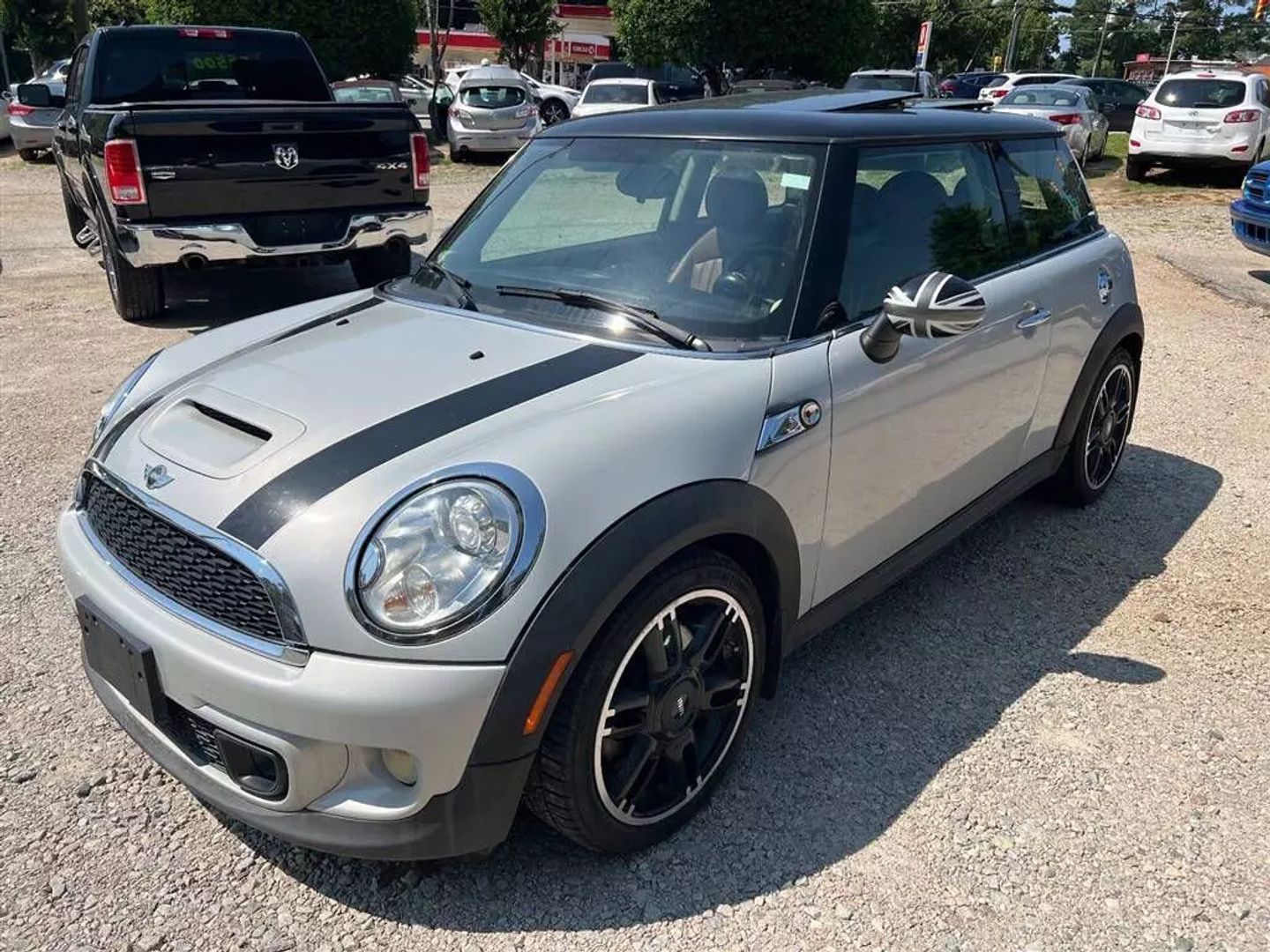 2013 MINI Cooper S's photo