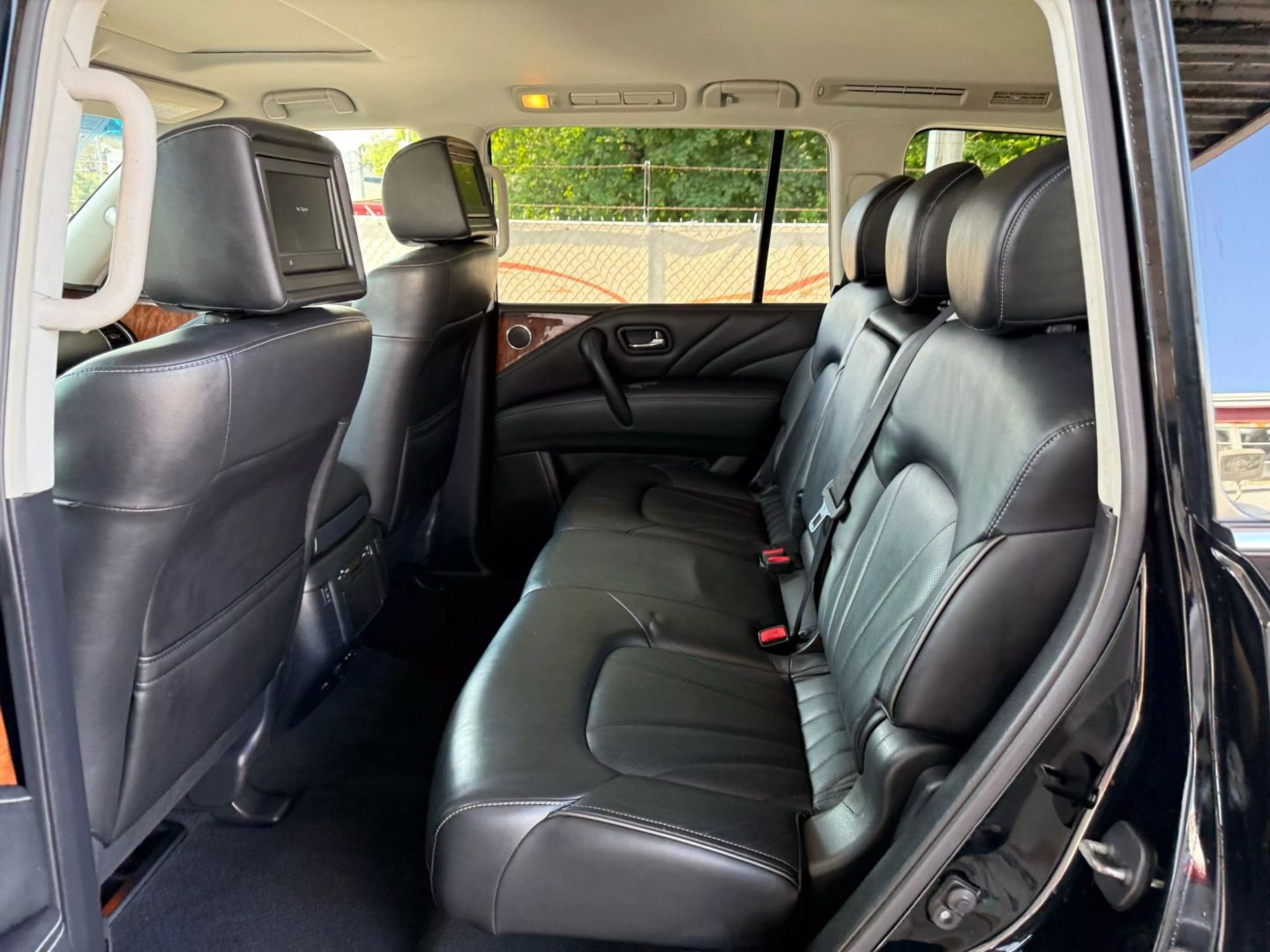 2016 Infiniti Qx80 - Image 18