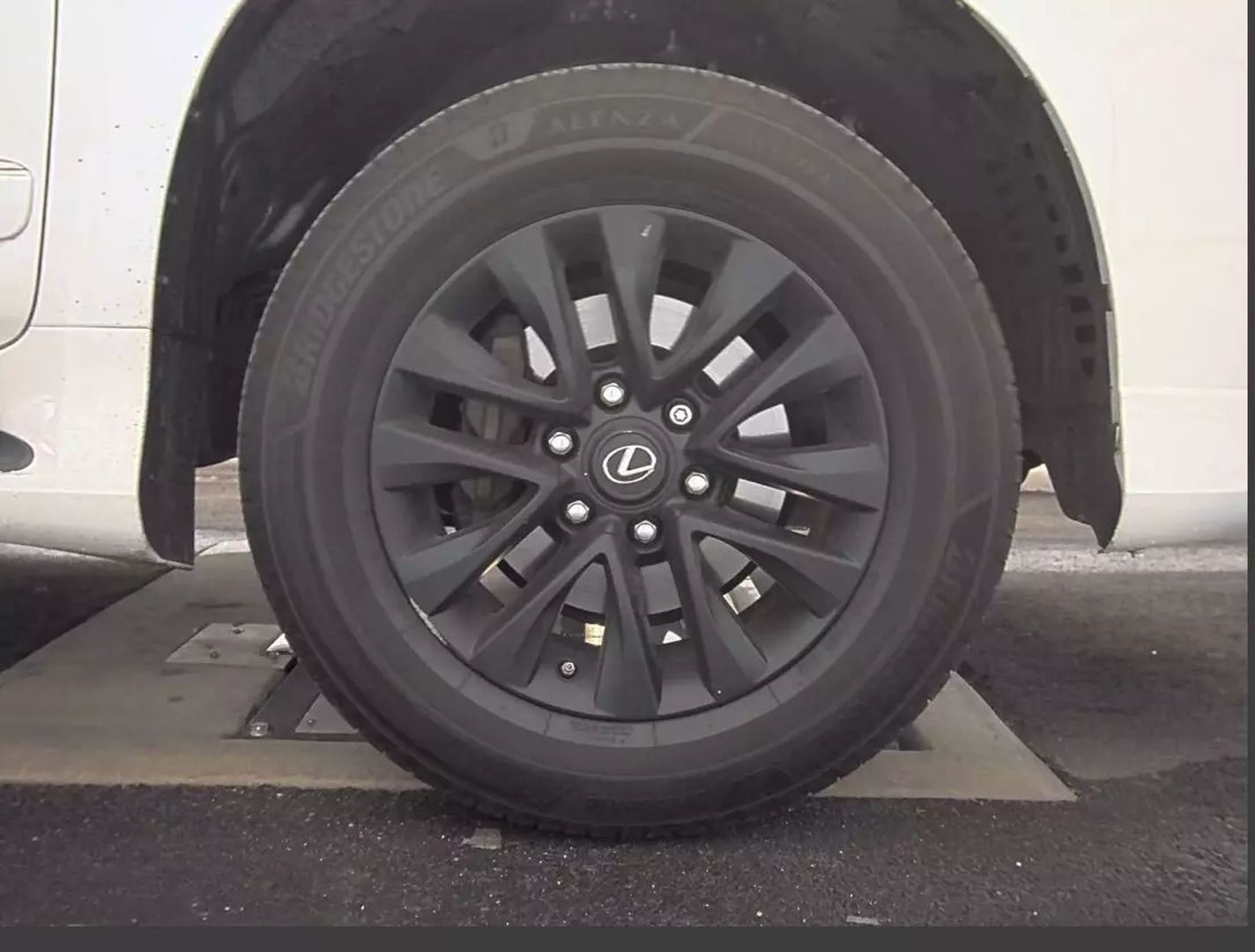 2019 Lexus Gx - Image 14
