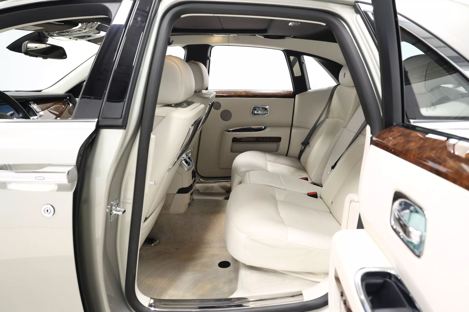 2012 Rolls-royce Ghost - Image 53
