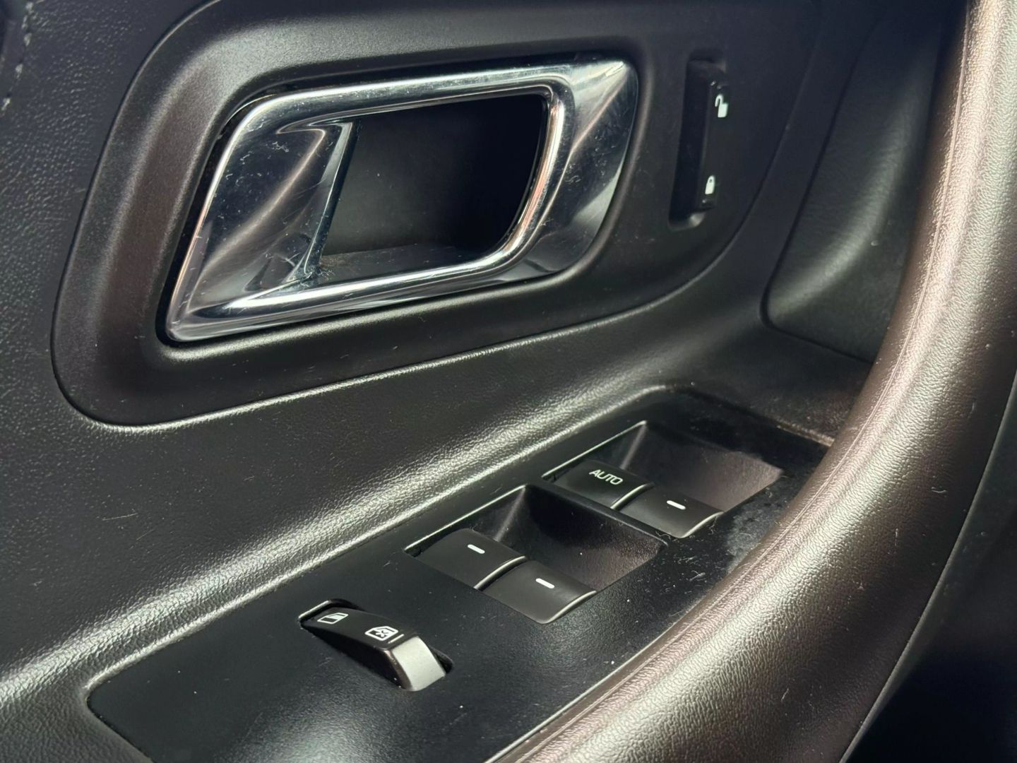 2012 Ford Taurus - Image 35