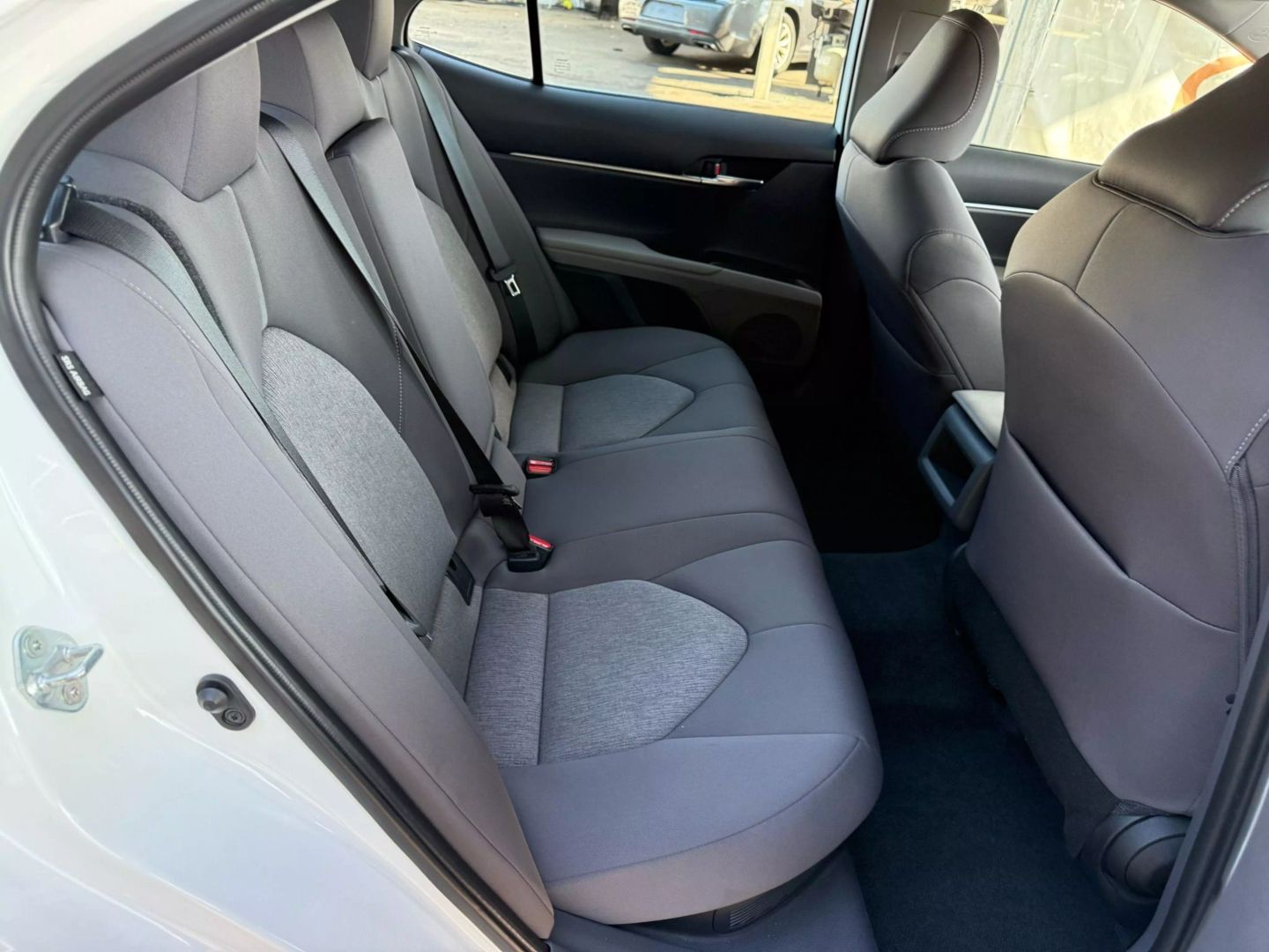 2022 Toyota Camry Hybrid - Image 22