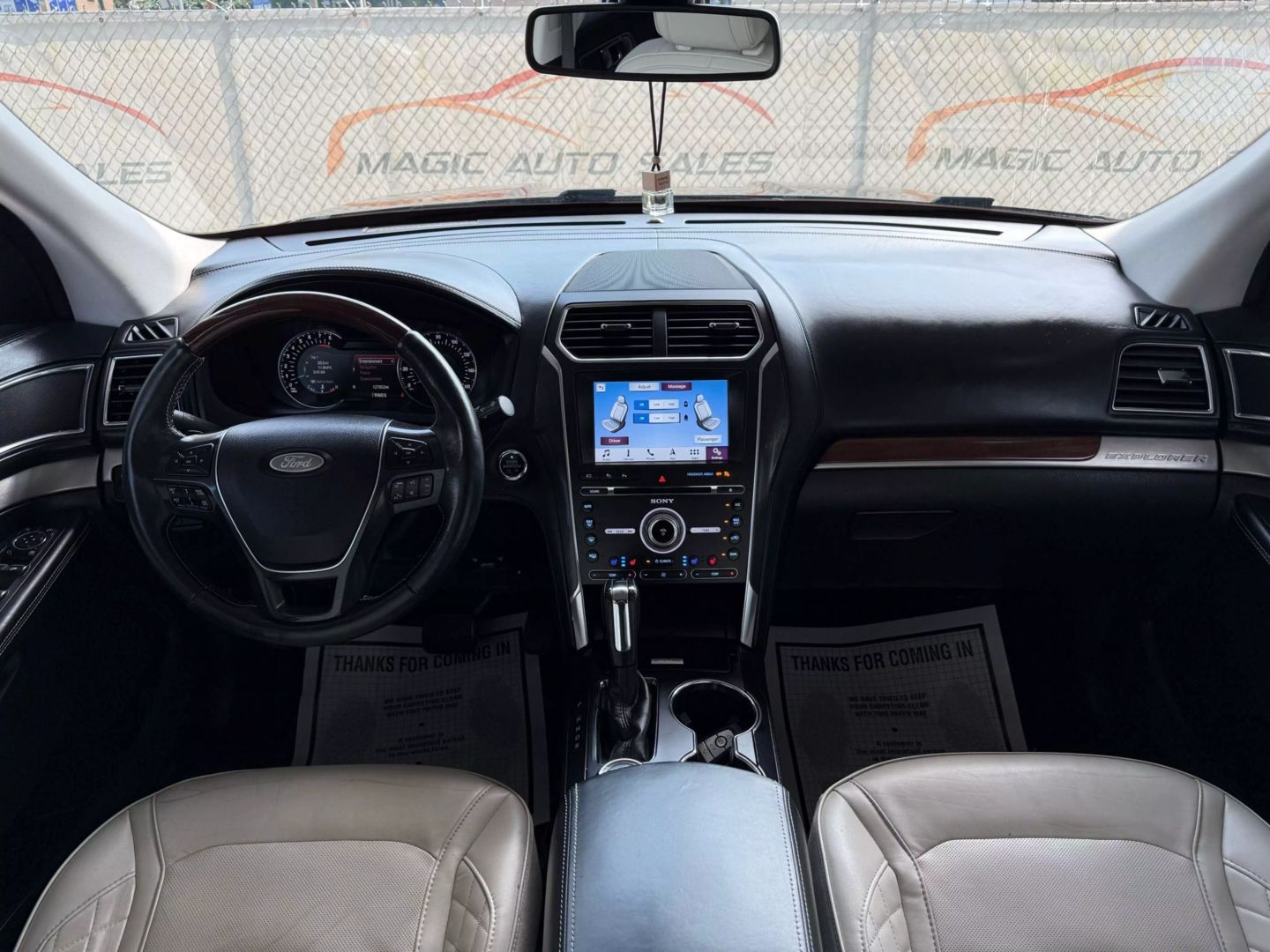 2018 Ford Explorer - Image 31