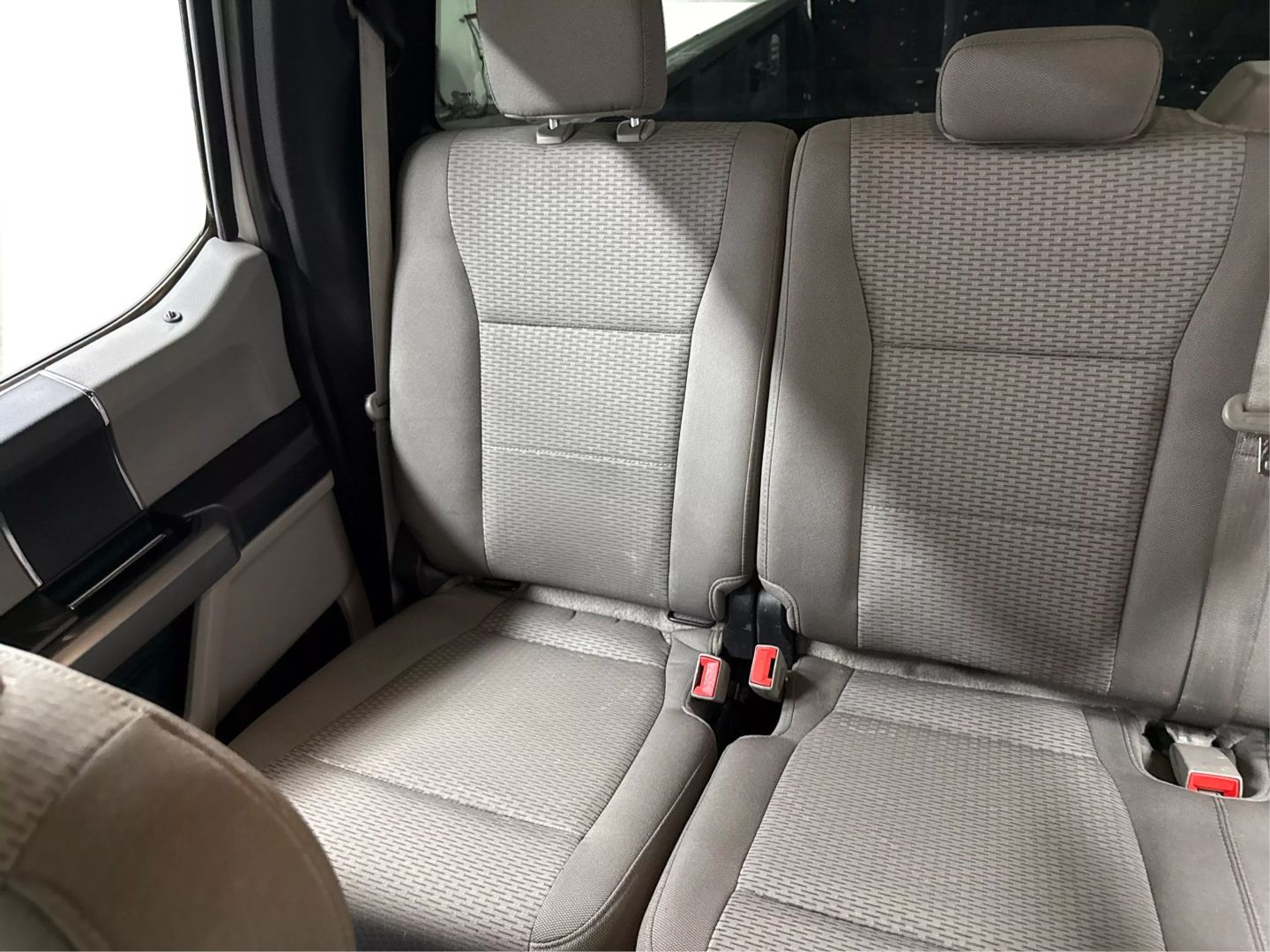 2017 Ford F250 Super Duty Crew Cab - Image 30