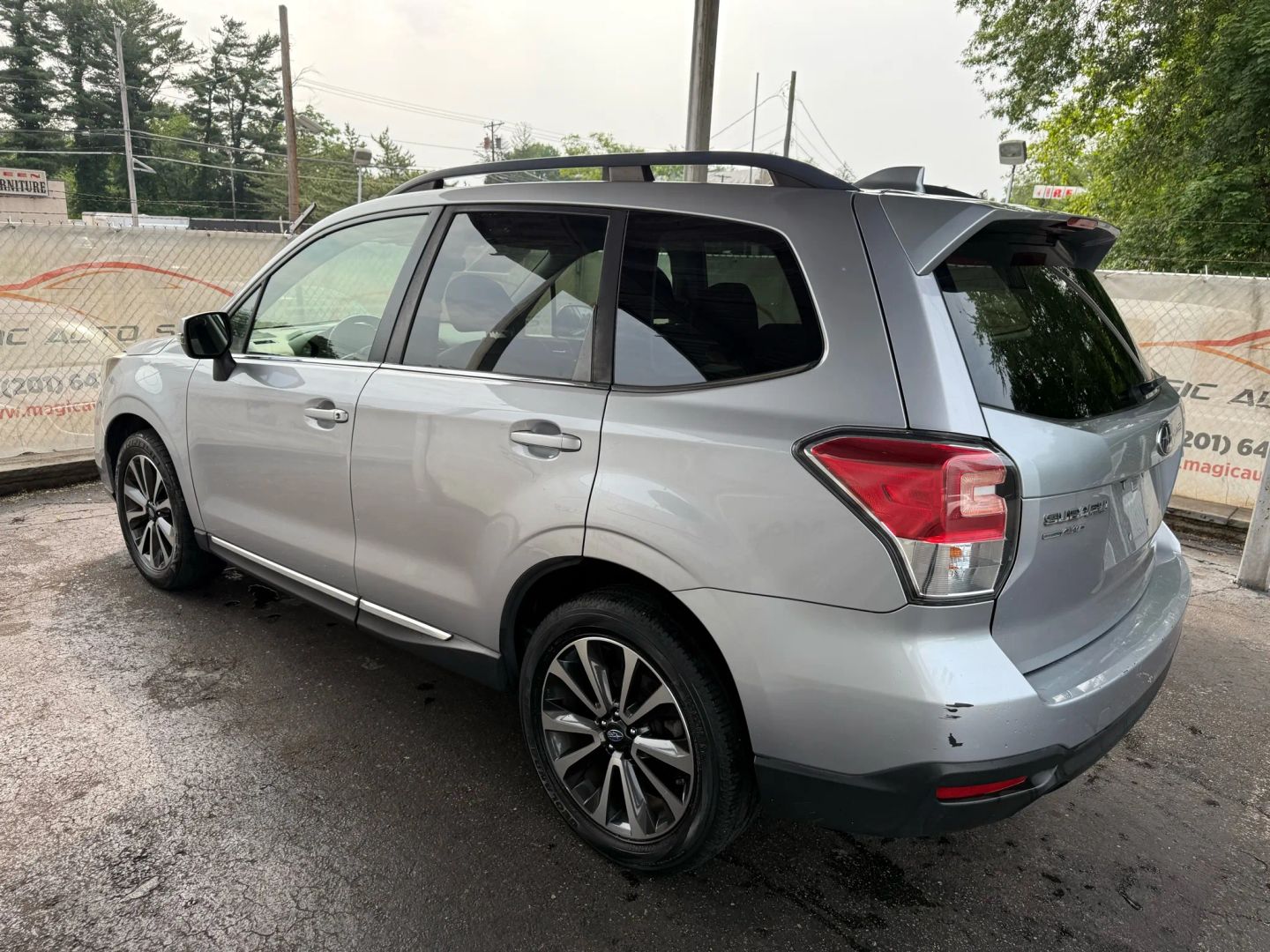 2017 Subaru Forester - Image 13