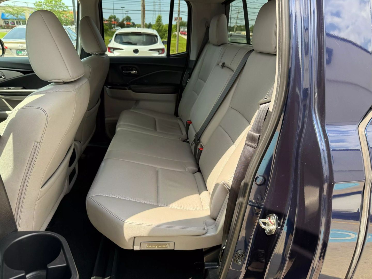 2018 Honda Ridgeline - Image 17