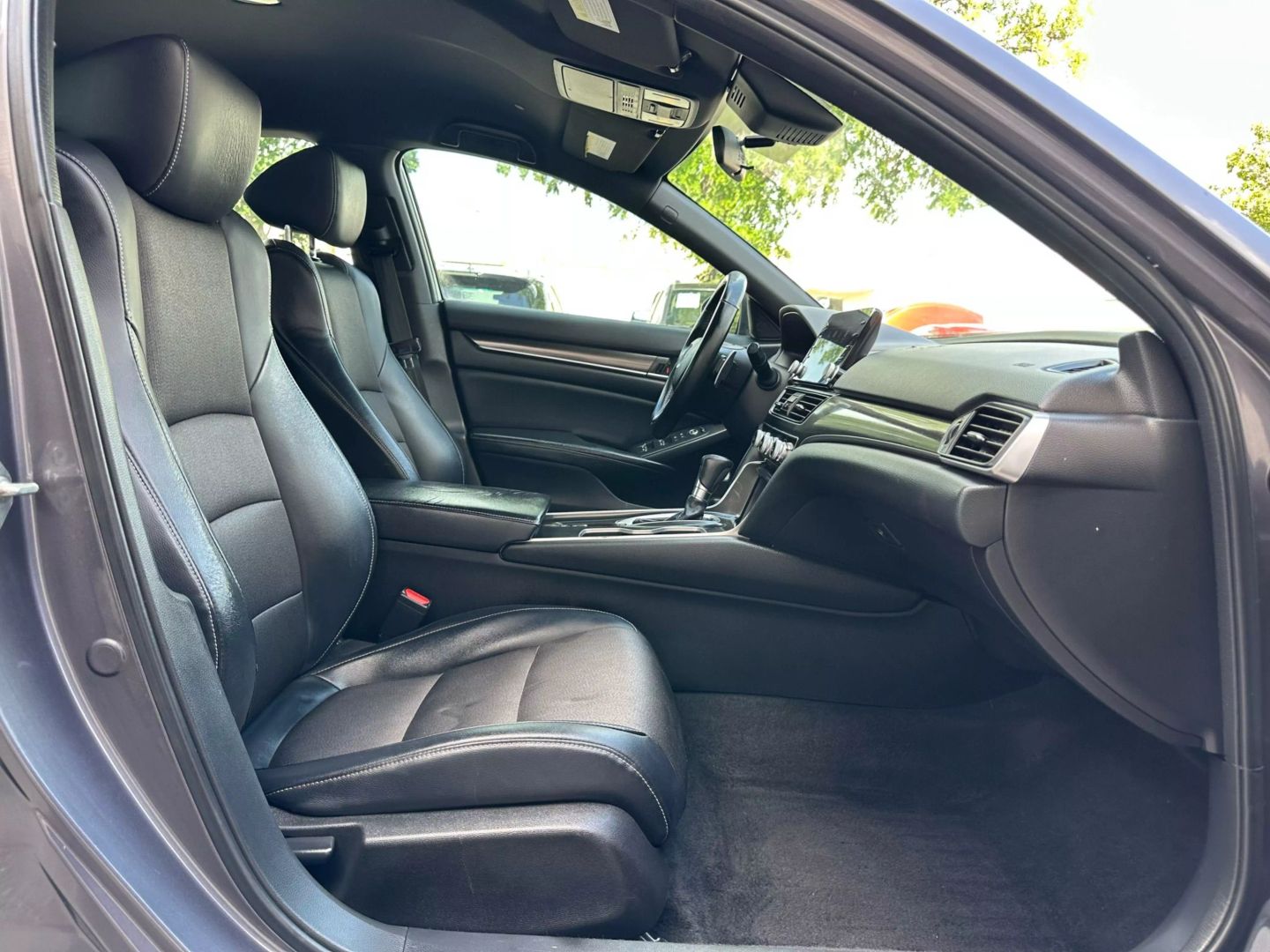2018 Honda Accord - Image 18