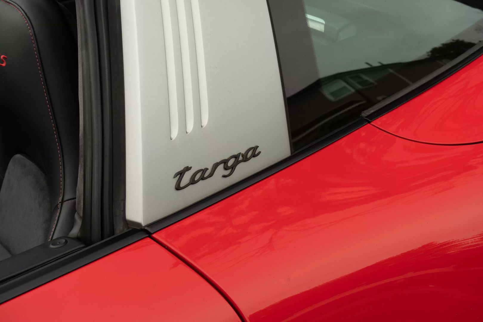 2016 Porsche 911 - Image 42