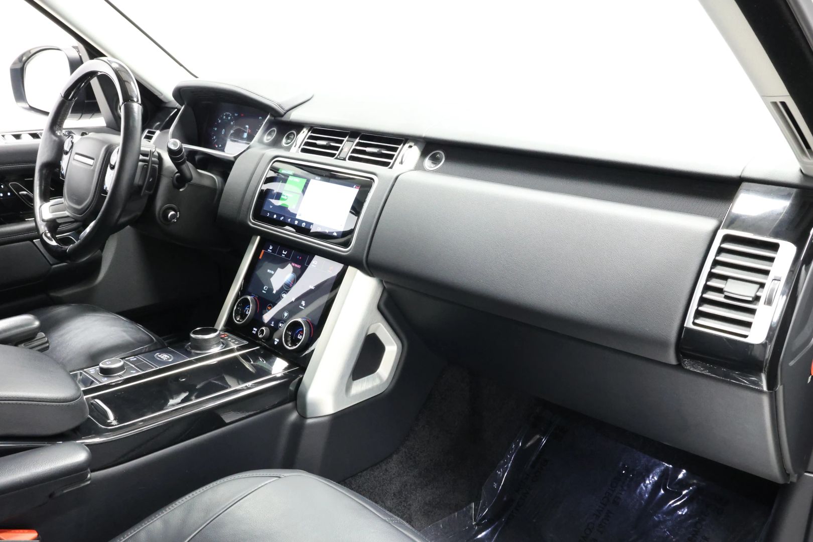 2018 Land Rover Range Rover - Image 105