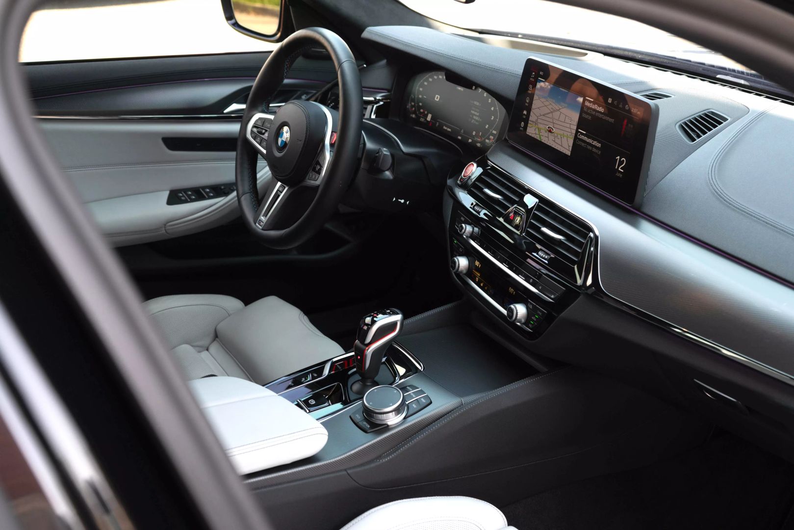 2022 Bmw M5 - Image 55