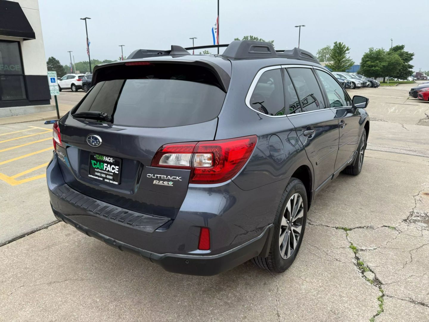 2017 Subaru Outback - Image 14