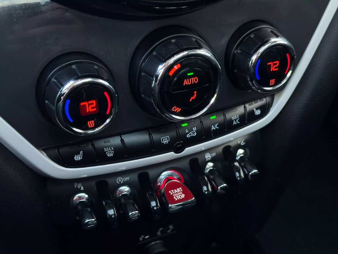 2017 Mini Countryman - Image 39