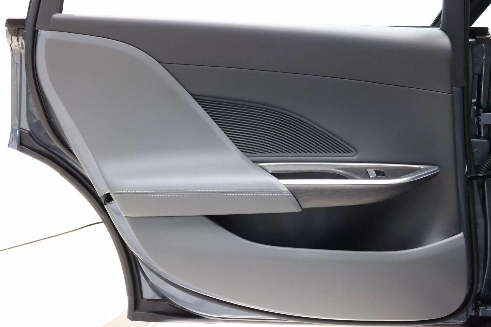 2023 Lucid Air - Image 46