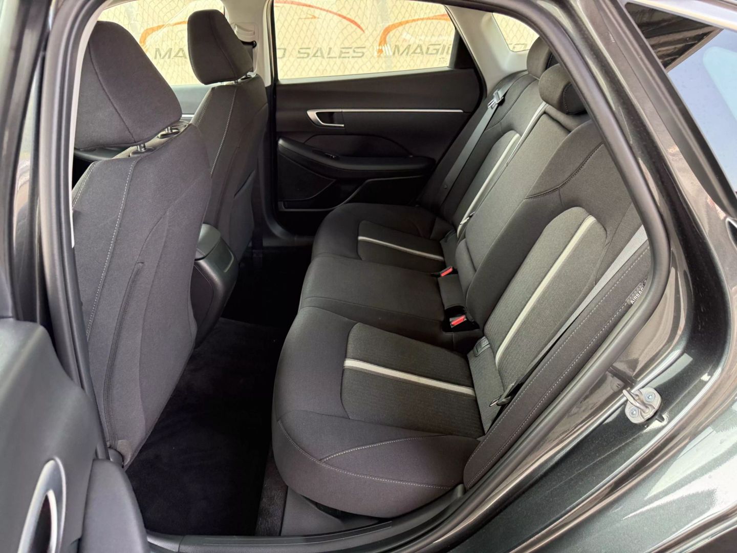 2025 Hyundai Sonata - Image 18