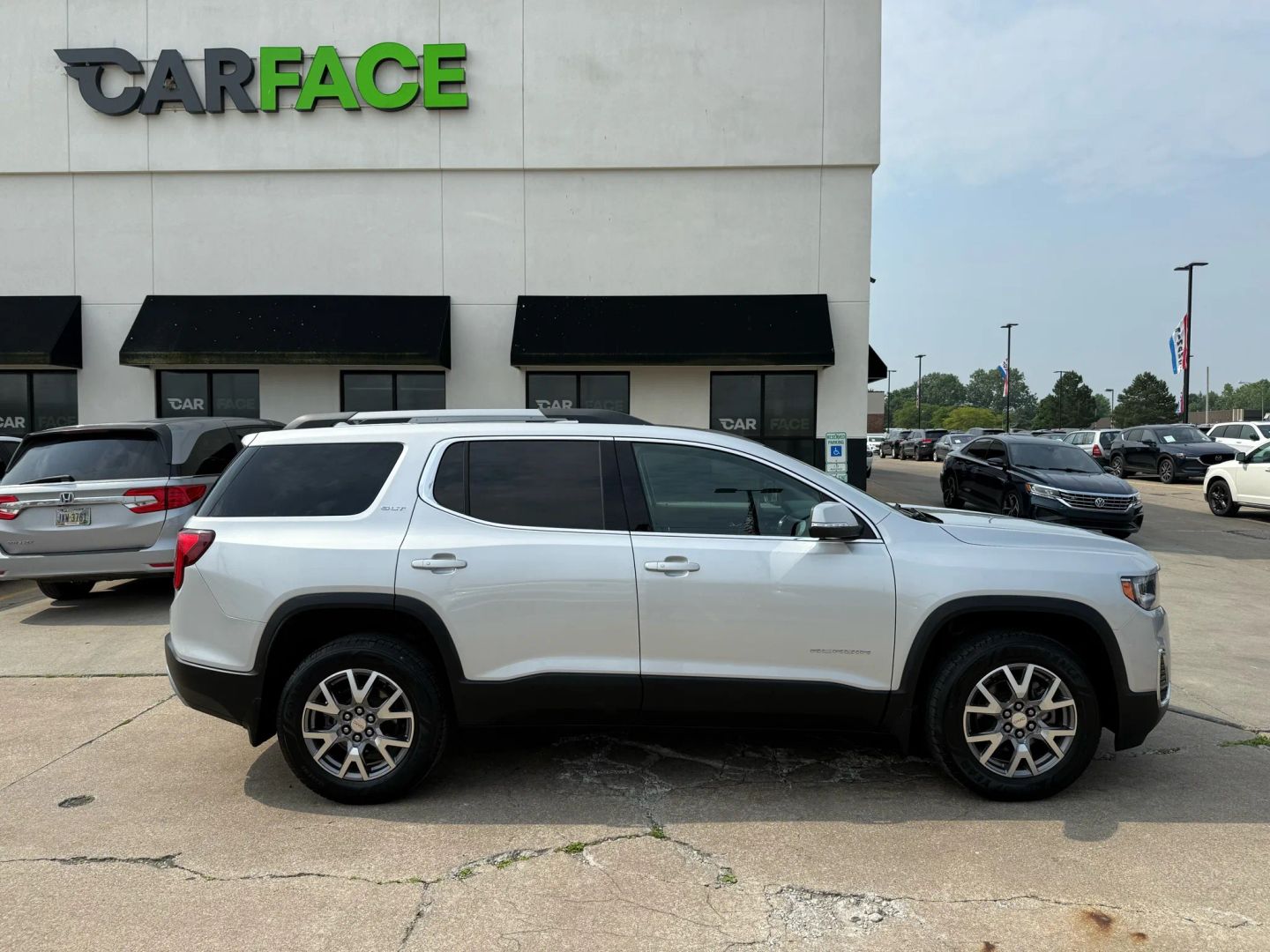 2020 Gmc Acadia - Image 17