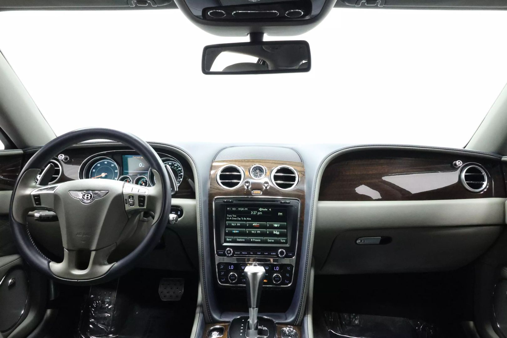2016 Bentley Flying Spur - Image 42
