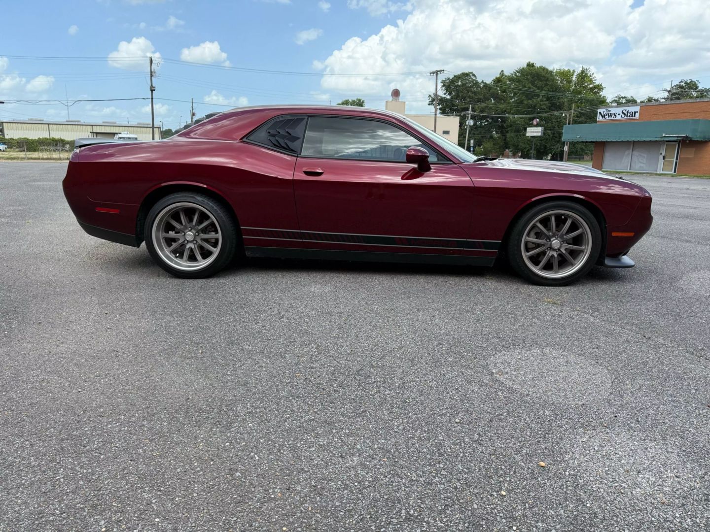 2021 Dodge Challenger - Image 8