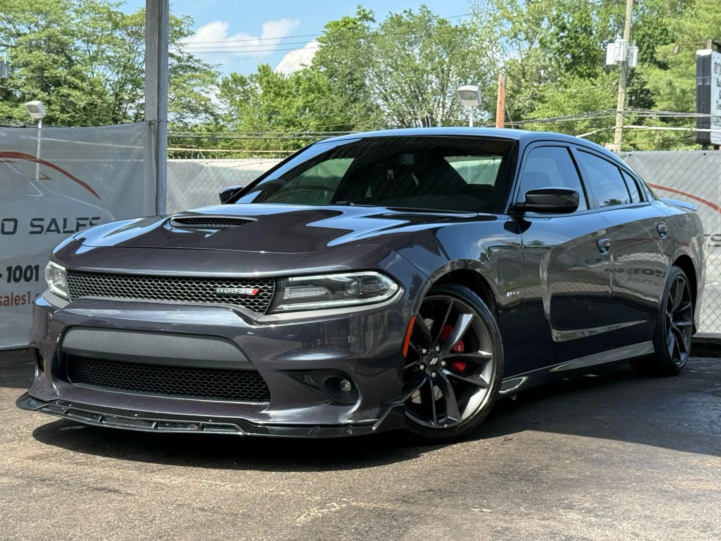 2019 Dodge Charger - Image 1