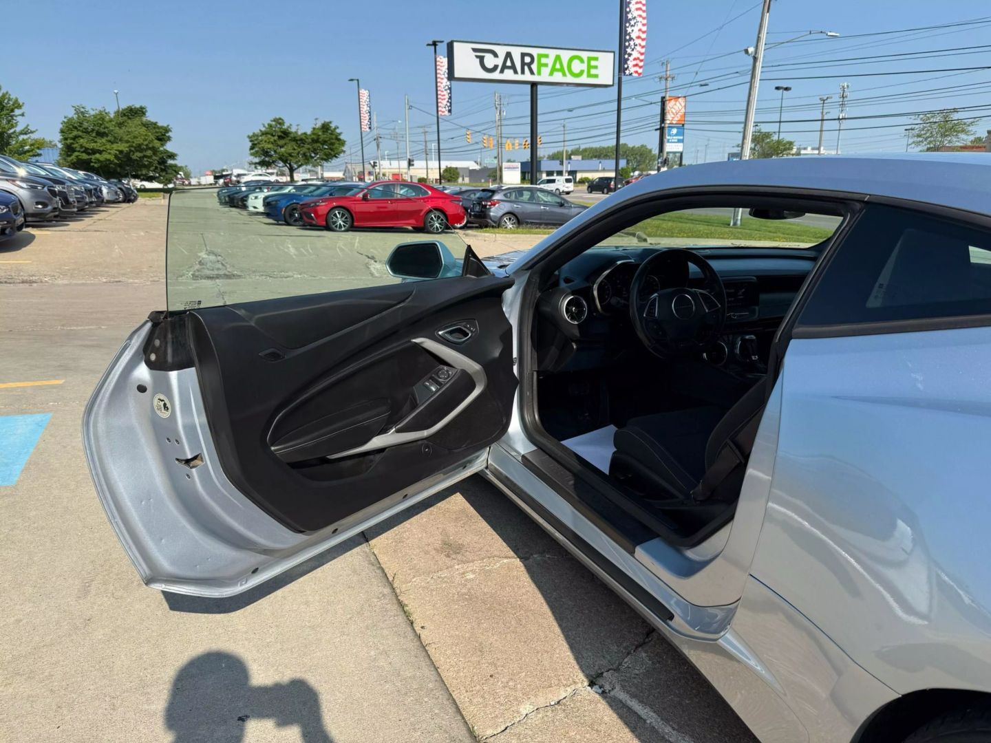 2017 Chevrolet Camaro - Image 16