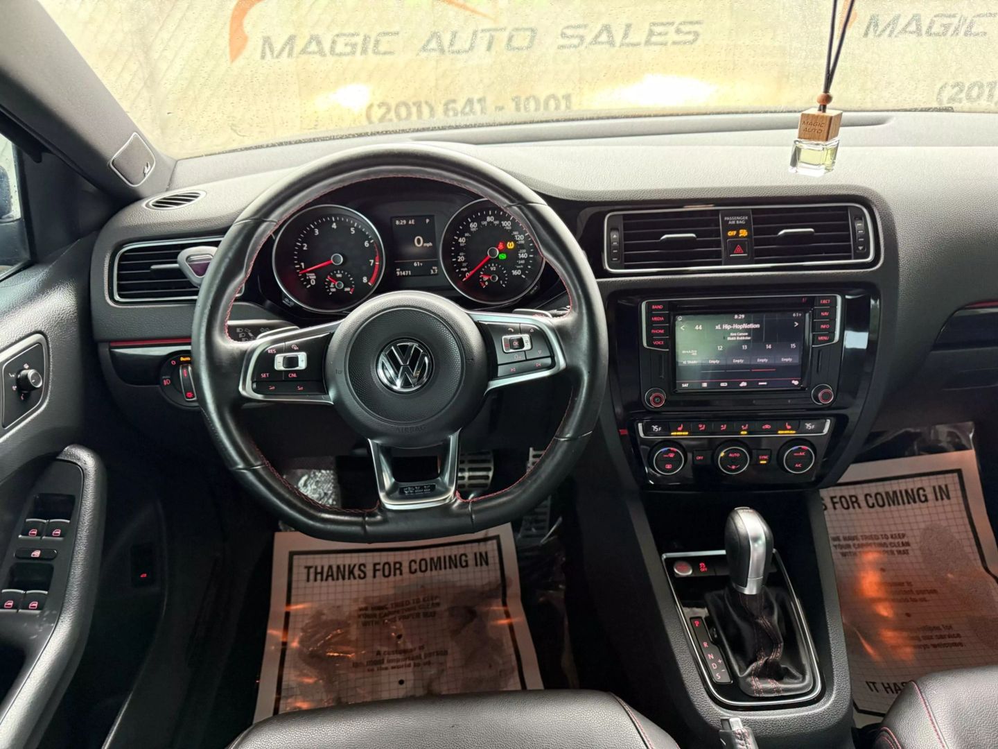 2017 Volkswagen Jetta - Image 32