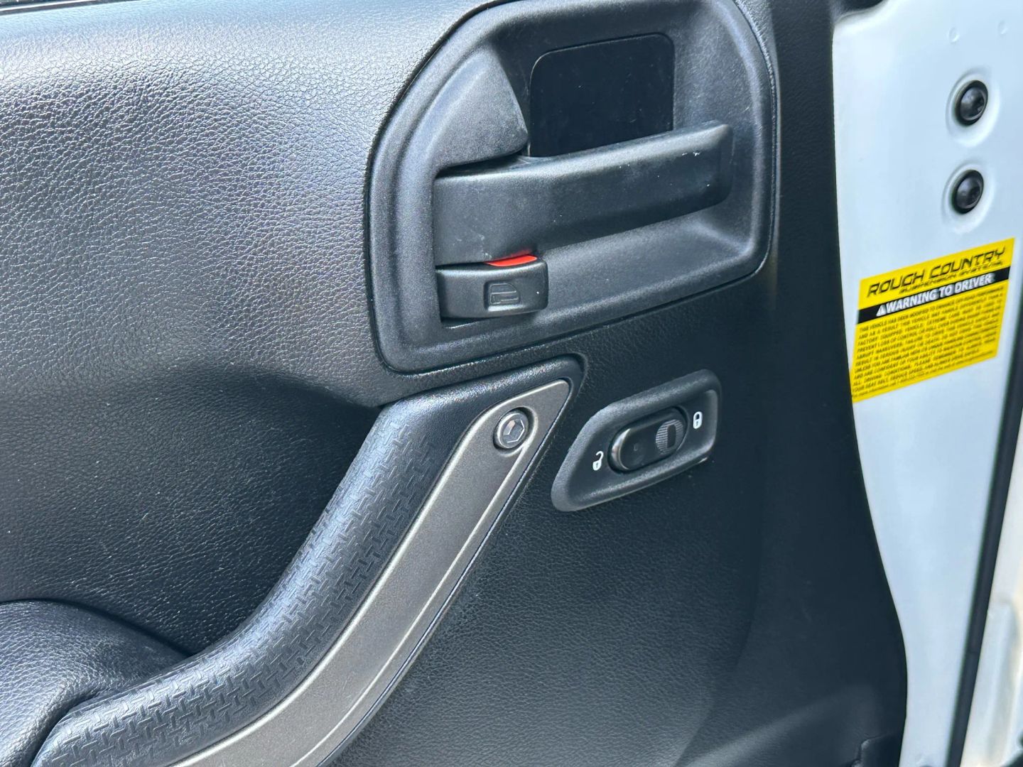 2014 Jeep Wrangler - Image 12