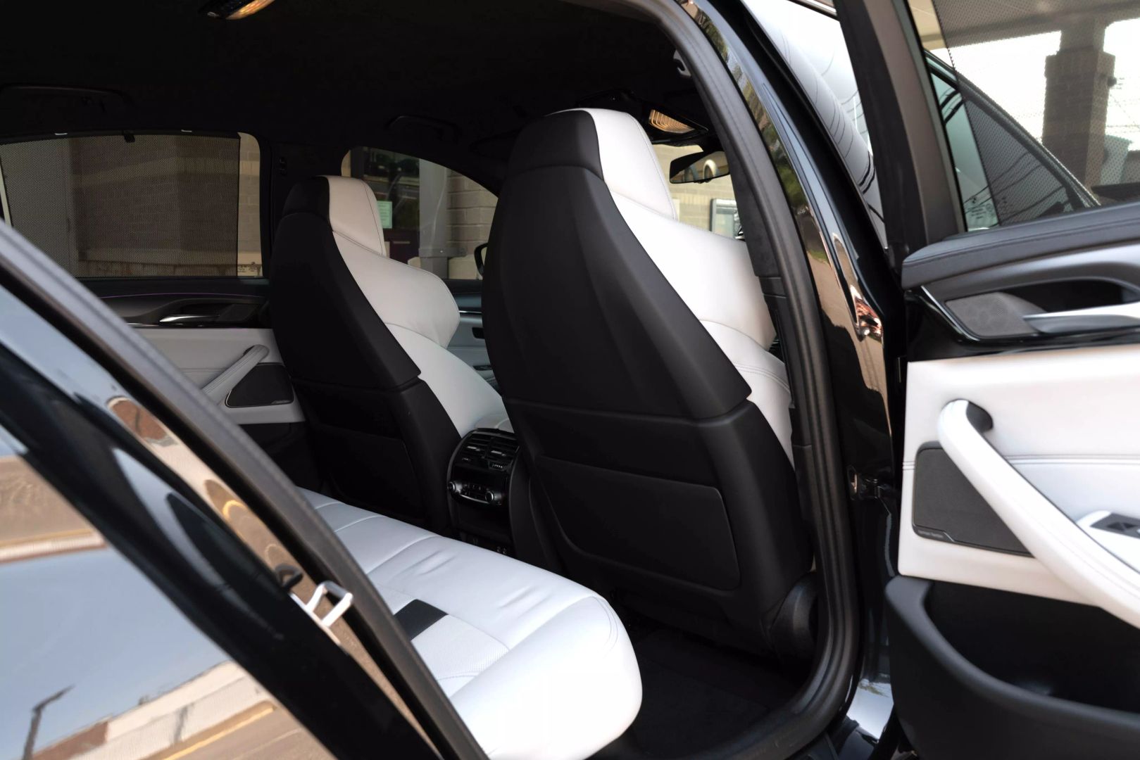 2022 Bmw M5 - Image 63